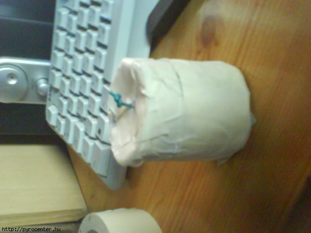 Els� bombett�m, rem�lem j�l fog sikerulni.:)