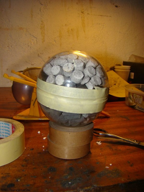 �sszerakva a k�t f�lg�mb