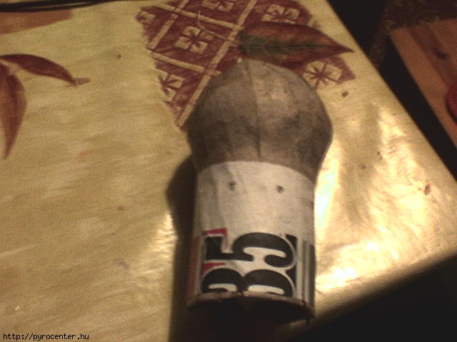 65mm-es kisbomba l�poros csillagokkal